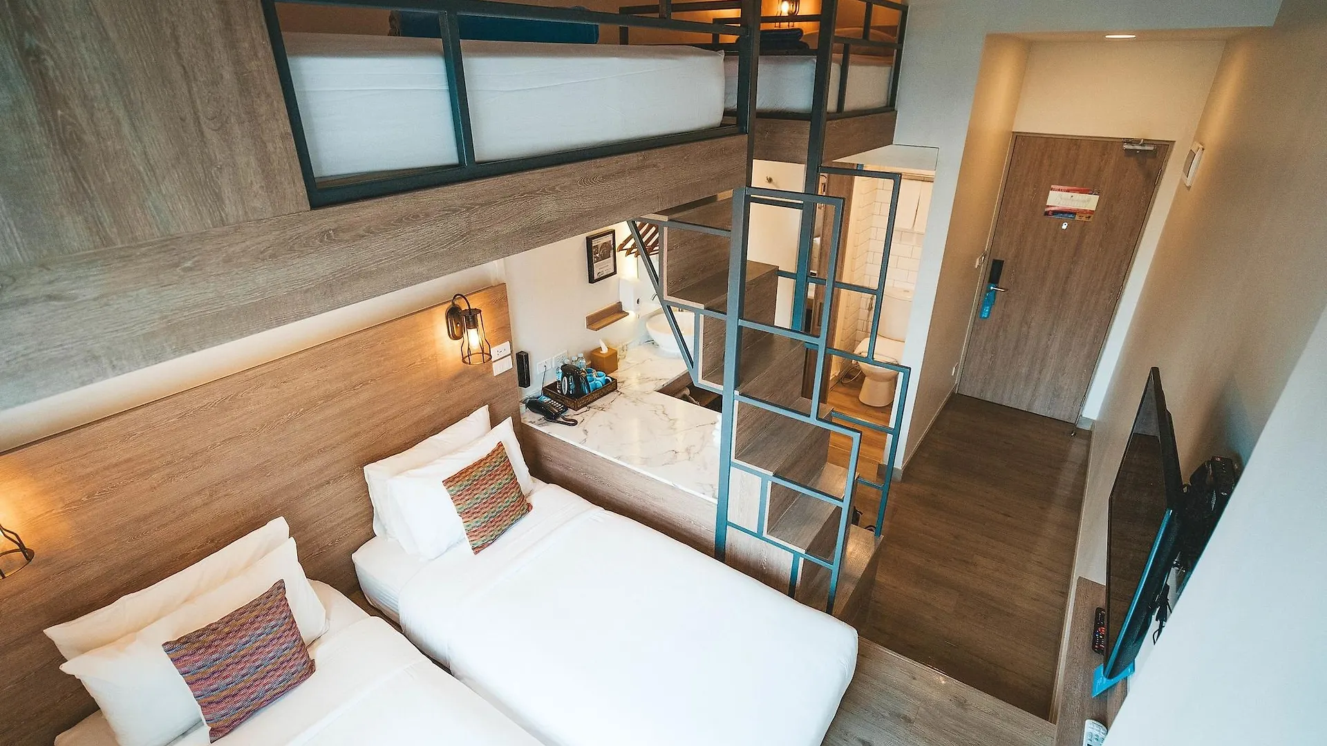 Lub D Philippines Makati - Central Makati, Near Nightlife Makati City Hotell