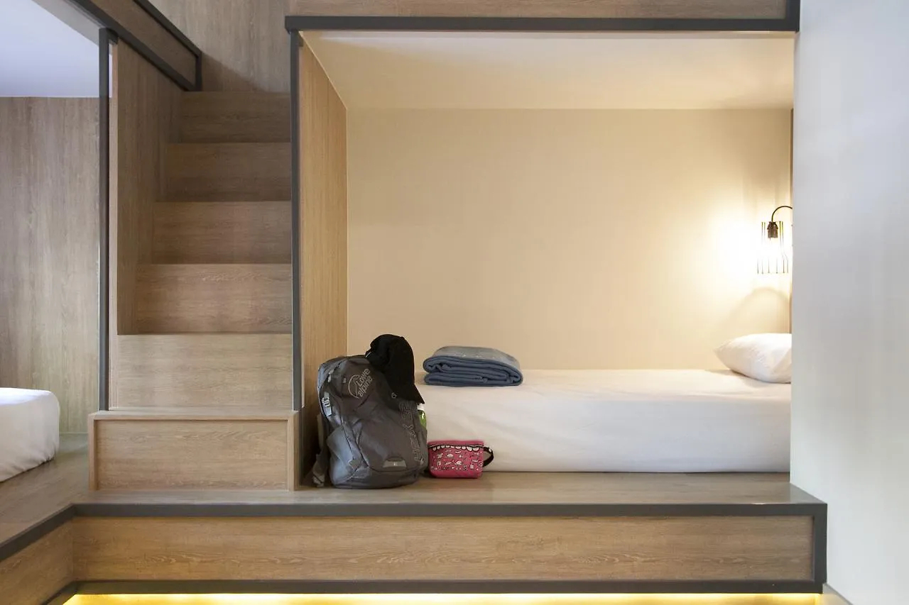 Lub D Philippines Makati - Central Makati, Near Nightlife Makati City 3*,